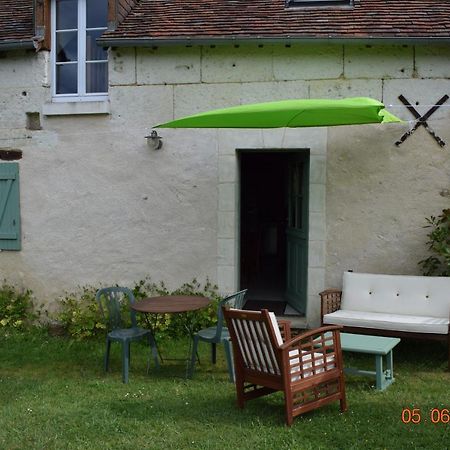 Bed and Breakfast Au Calme Houssay  Exterior foto